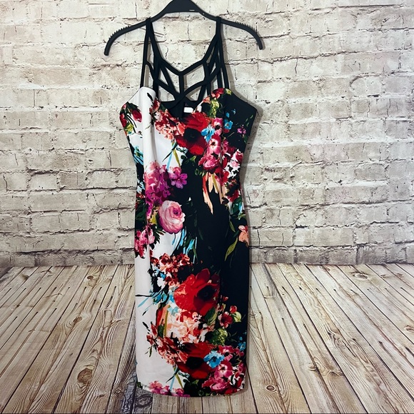 VENUS Dresses & Skirts - Venus floral dress sleeveless size large